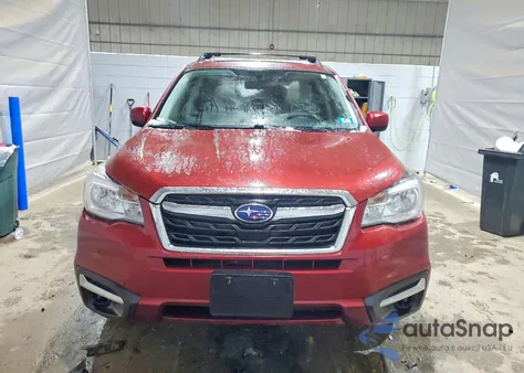 2017 Subaru Forester 2.5I Premium z USA, uszkodzony, nr VIN JF2SJAECXHH560427